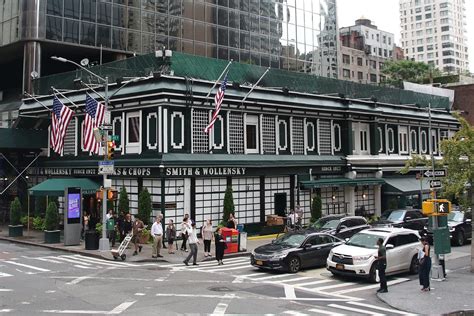 10 Oldest Steakhouses In New York City