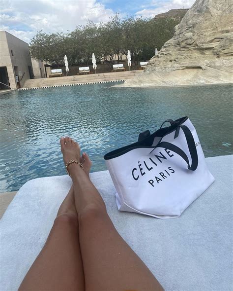 Rosie Huntington Whiteley Showed An Image In A Bikini And Nude Dresses The Fappening