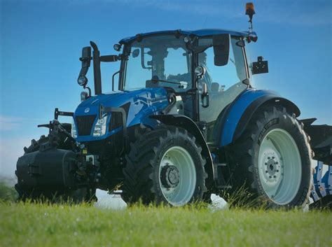 El Nuevo Tractor De New Holland T Powershuttle Mejorado