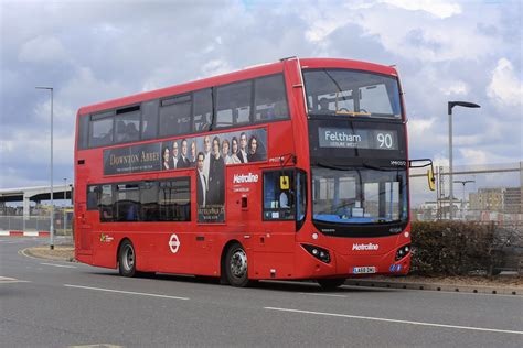 Metroline MCV Evoseti Volvo B5LH VMH2572 LA68 DWU Joshua Allen Flickr