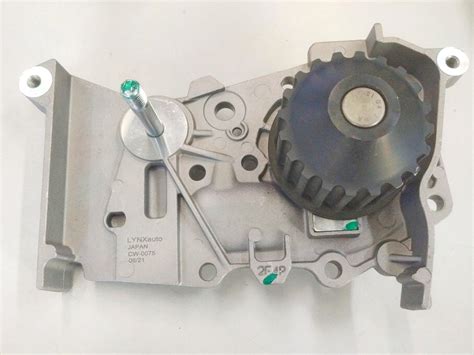 Помпа, EUR RENAULT K4M E7J (1, 4L), K7M (1, 6L), Nissan, K4M, Almera ...