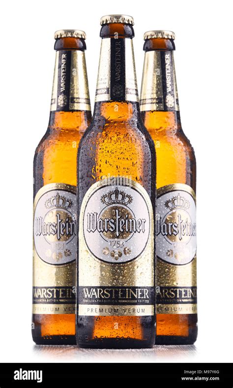 Warsteiner glas Fotos und Bildmaterial in hoher Auflösung Alamy