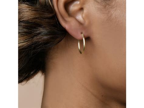 14k Gold Oval Hoop Earrings