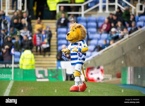 Madejski Stadium, Reading Football Club Stock Photo - Alamy