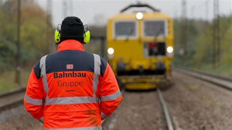 Bahn sperrt Strecke Düsseldorf Köln nur S Bahn fährt