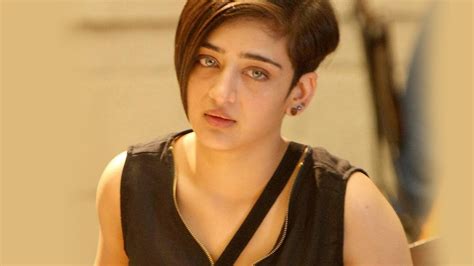 Akshara Haasan Hot And Sexy Youtube