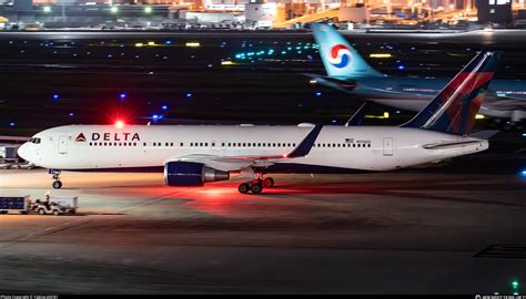 N Dz Delta Air Lines Boeing Er Wl Photo By Yukino Ja Id