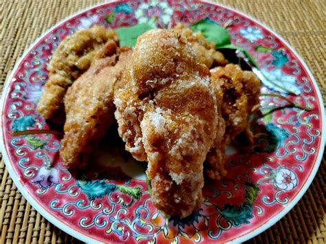 今夜のおつまみ 鳥手羽元でフライドチキン昨日も唐揚げ食べたやんo 沙耶ママ0422