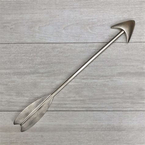 This Valentine's Arrow Reveals a Secret Message Hidden Inside • Stencil