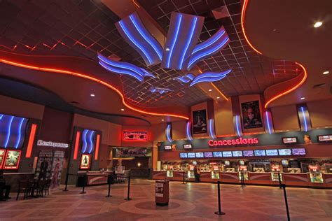 Regal Cinemas Riverside Plaza 16