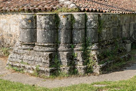 Abbaye de Fontdouce à Saint Bris des Bois Charente Mariti Flickr