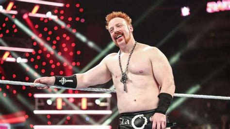 Sheamus signs contract extension with WWE