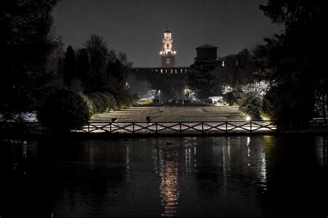 Le Foto Della Prima Neve A Milano Il Post