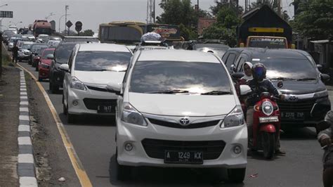 Puncak Arus Balik Lebaran Begini Kepadatan Jalur Pantura Tempo Co