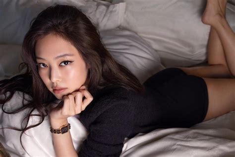 BLACKPINK s Jennie rompe récords en Billboard Hot con su canción One of the Girls La Magazín