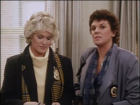 Tyne Daly