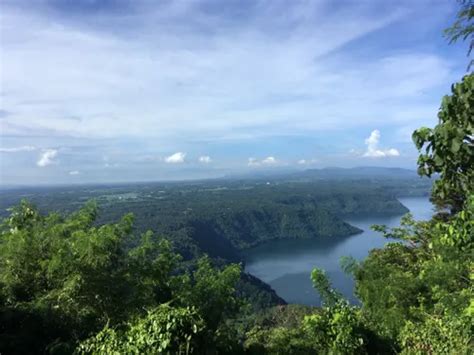 10 Best Trails and Hikes in Batangas | AllTrails