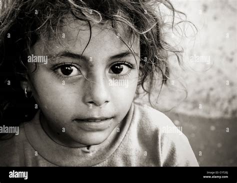 Portrait Noir Et Blanc Enfant Monde Banque De Photographies Et Dimages