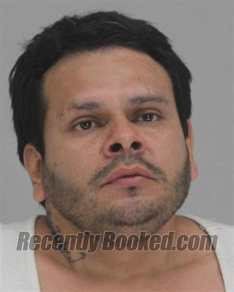 Recent Booking Mugshot For MANUEL LARA In Dallas County Texas