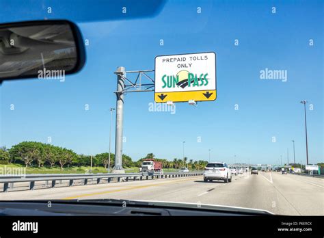 Sunpass Prepaid Electronic Toll Collection System Fotos Und Bildmaterial In Hoher Auflösung