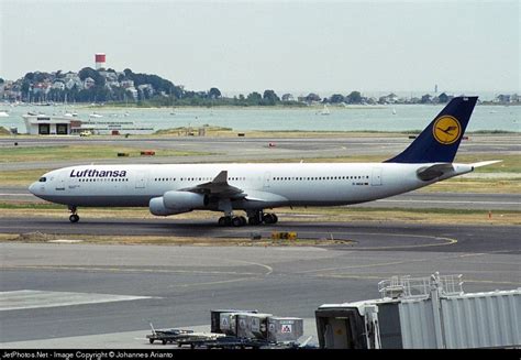 D Aiga Airbus A Lufthansa Johannes Arianto Jetphotos