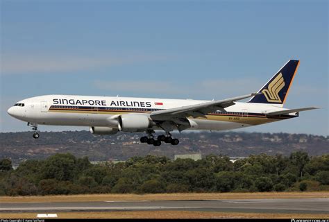 9V SRO Singapore Airlines Boeing 777 212ER Photo By Hans Fairhurst ID