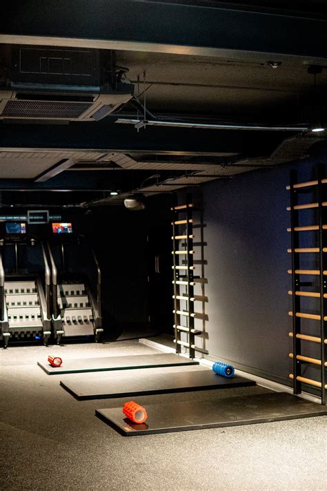 VIEW THE GYM - Jetts Hammersmith