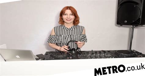 Why Is Alice Levine Leaving Radio 1 Where Is She Moving To Metro News