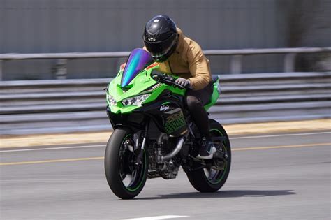 Zx 25r Turbo Marks Over 252 Kmh The 4 Cylinder 250cc Transforms Into