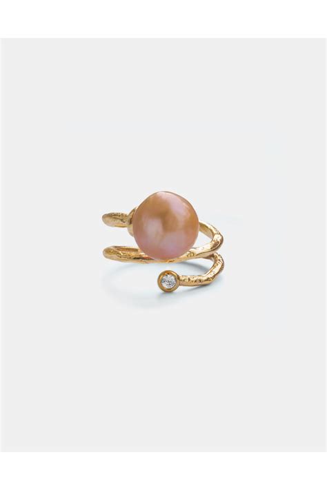 Rose Pearl Ring Fra Andcopenhagen Rustik Og Feminin Ring Med Den