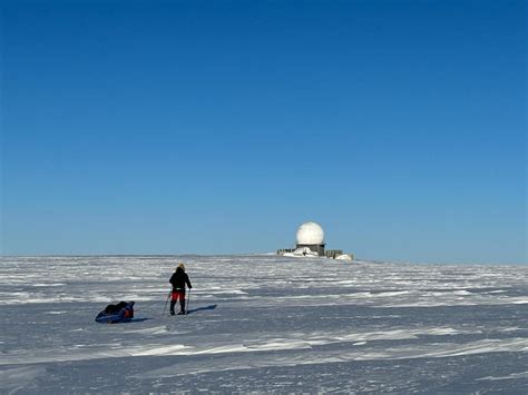 2023 Crossing - Ice Horizons: Greenland Ice Cap Ski Crossing Specialists