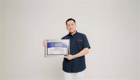 Raih Penghargaan Top Brand Awards Sambungan Pipa Vinilon Menjadi