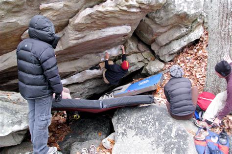 The Best Bouldering Crash Pads Of 2021 Gearjunkie