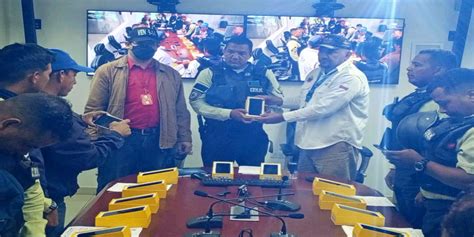 Polimaturín recibió 14 nuevos teléfonos para ser utilizados en los