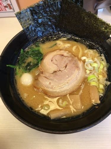 豚骨醤油ゴル麺 横浜本店のレビュー ラーメンデータベース