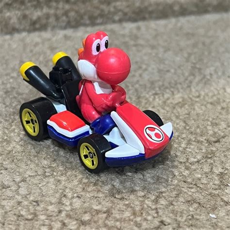 Nintendo Toys Hot Wheels Nintendo Mario Kart Red Yoshi Pwing 29