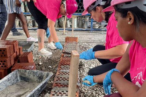 Projeto Capacete Rosa é finalista do 4º Prêmio Inovação no Ensino