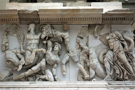 Pergamon Altar - Zeus - Gigantomachy Frieze - Berlin | Ancient greek ...