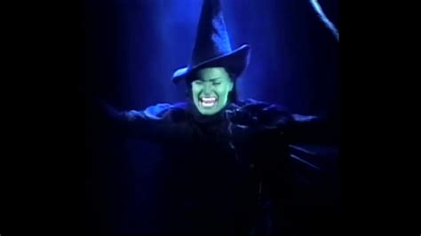 Idina Menzel - Defying Gravity (West End) - YouTube