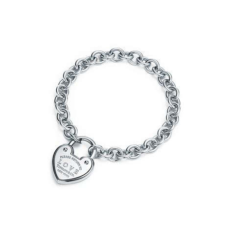 Return to Tiffany™ Love Lock Bracelet in Silver, Medum | Tiffany & Co.