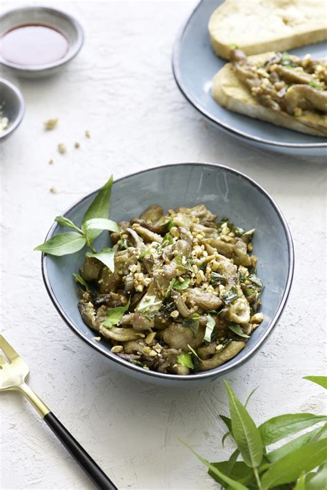 Gebratene Austernpilze Auf Gemischtem Salat Rezepte Suchen