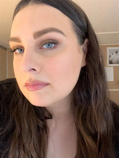 Makeup Forever Anywhere Caffeine Lip Liner Is The Perfect Nude Laacib