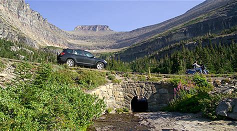 Scenic Drive in Glacier National Park: Going-to-the-Sun Road - Canadian ...