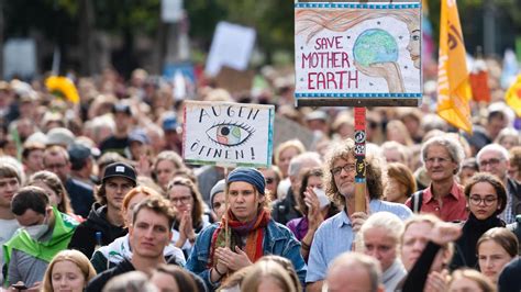 Demonstrationen Zehntausende Bei Klimastreik Von Fridays For Future