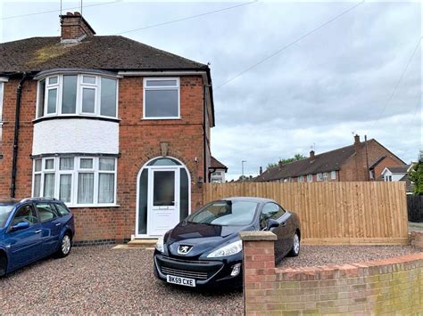 Roehampton Drive Wigston Le18 3 Bed Semi Detached House £300 000