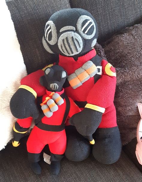 Tf2 Pyro Plushies In 2023 Team Fortress 2 Tf2 Pyro Team Fortress