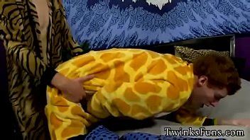 Chico películas porno gay el hijo de emo Jafriend y su compañero pelirrojo Cody XVIDEOS