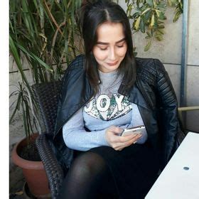 6 Hot Sexy Burcin Yildiz Bikini Pics