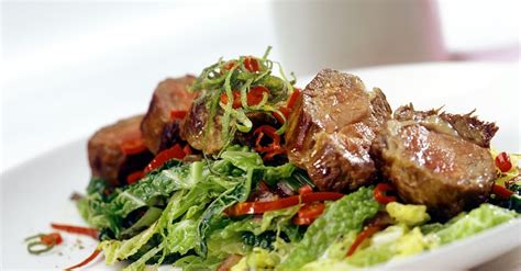 Pork Tenderloin With Savoy Cabbage Recipe Eat Smarter Usa