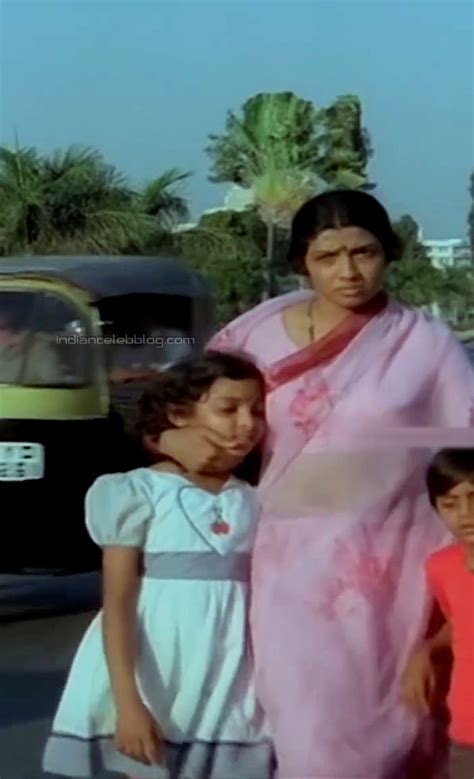 Aarathi Kannada Old Actress Cm Hot Saree Navel Hd Caps